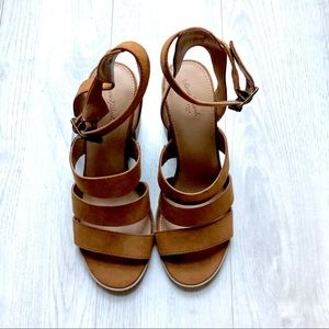 Women's Matti Heeled Buckle Ankle Strap Sandal